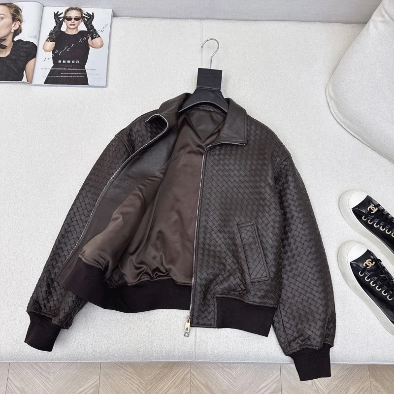 Functional Bottega Veneta Outwear 151950