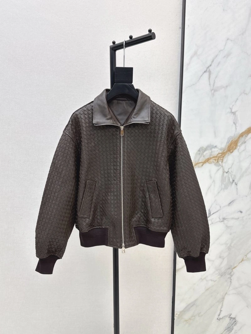 Modern Bottega Veneta Outwear 149973