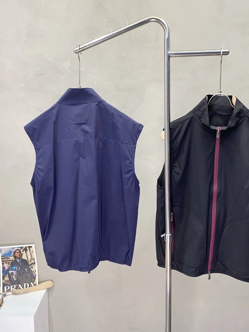 TechFriendly Bottega Veneta Outwear 160917