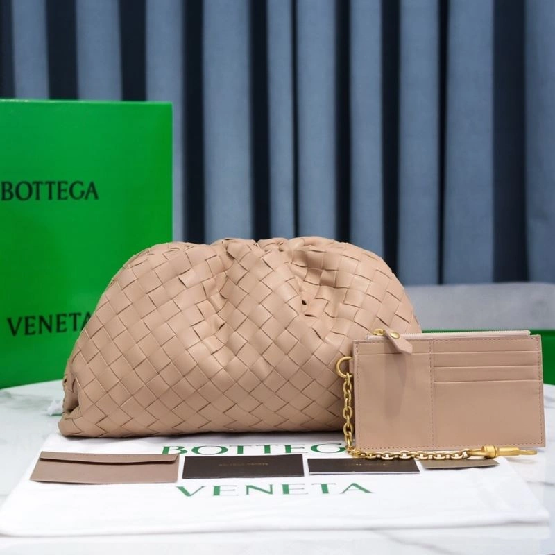 Bottega Veneta Pouch Clutch Bags Attractive 68116