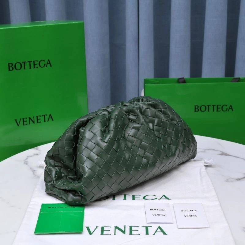 SmoothTexture Bottega Veneta Pouch Clutch Bags 68105