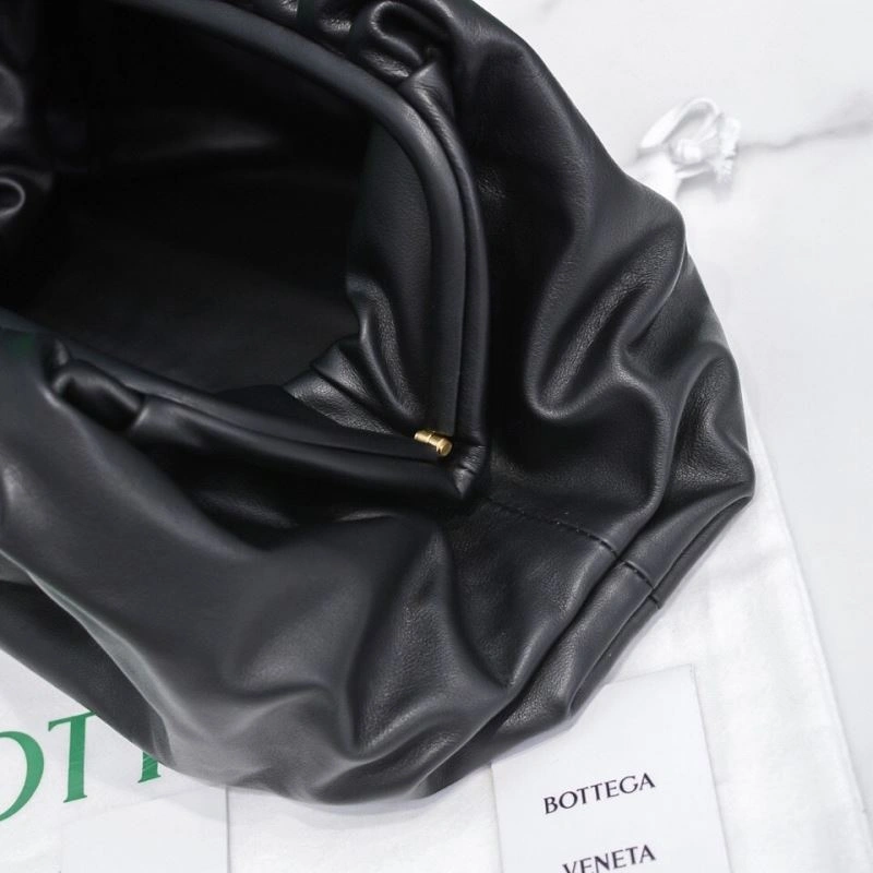 Bottega Veneta Pouch Clutch Bags Sporty 68137