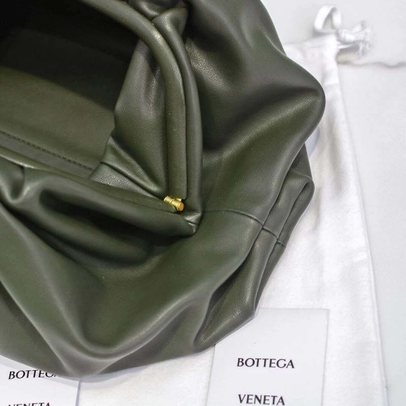 EasyCare Bottega Veneta Pouch Clutch Bags 68099