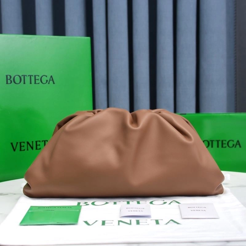 Cozy Bottega Veneta Pouch Clutch Bags 68097