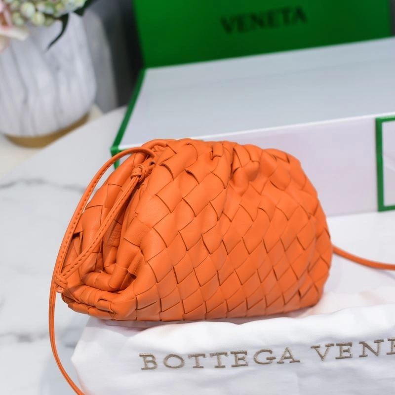 OdorResistant Bottega Veneta Pouch Clutch Bags 68141