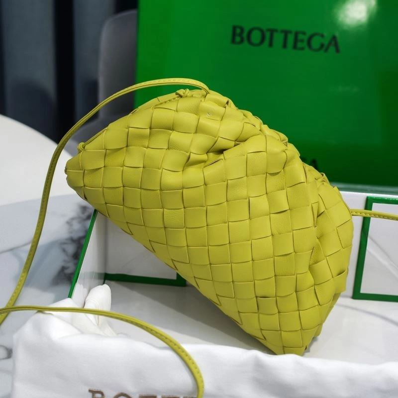 Chic Bottega Veneta Pouch Clutch Bags 68140