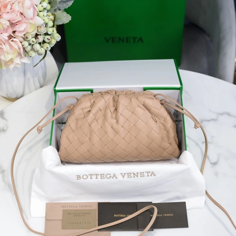 Bottega Veneta Pouch Clutch Bags Attractive 68101