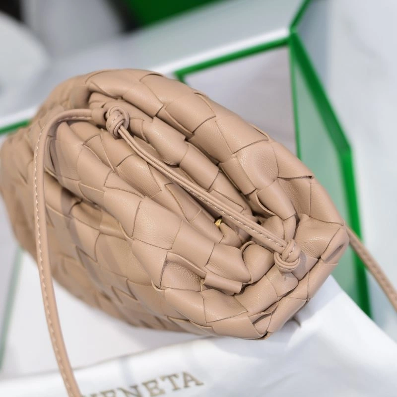 Bottega Veneta Pouch Clutch Bags Attractive 68101