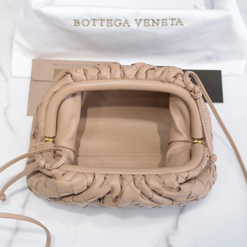 Bottega Veneta Pouch Clutch Bags Attractive 68101
