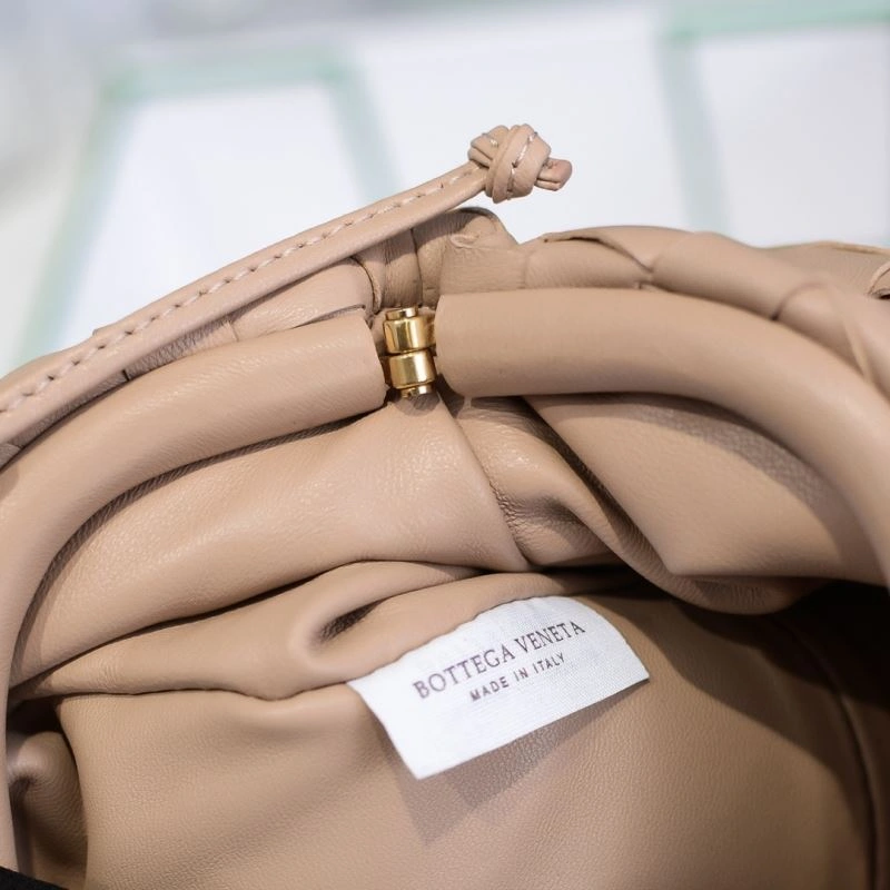 Bottega Veneta Pouch Clutch Bags Attractive 68101