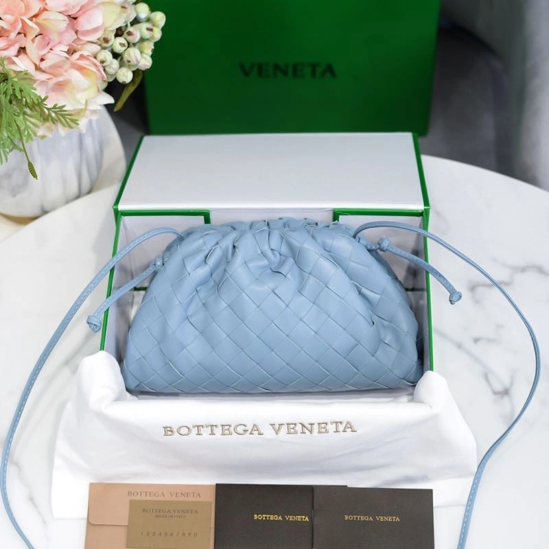 Sophisticated Bottega Veneta Pouch Clutch Bags 68138