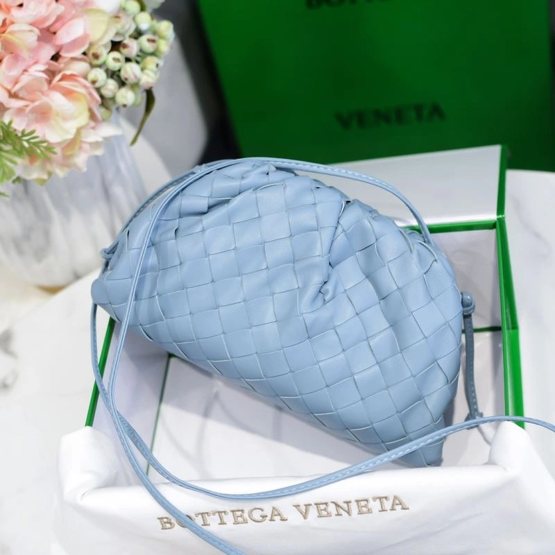 Sophisticated Bottega Veneta Pouch Clutch Bags 68138