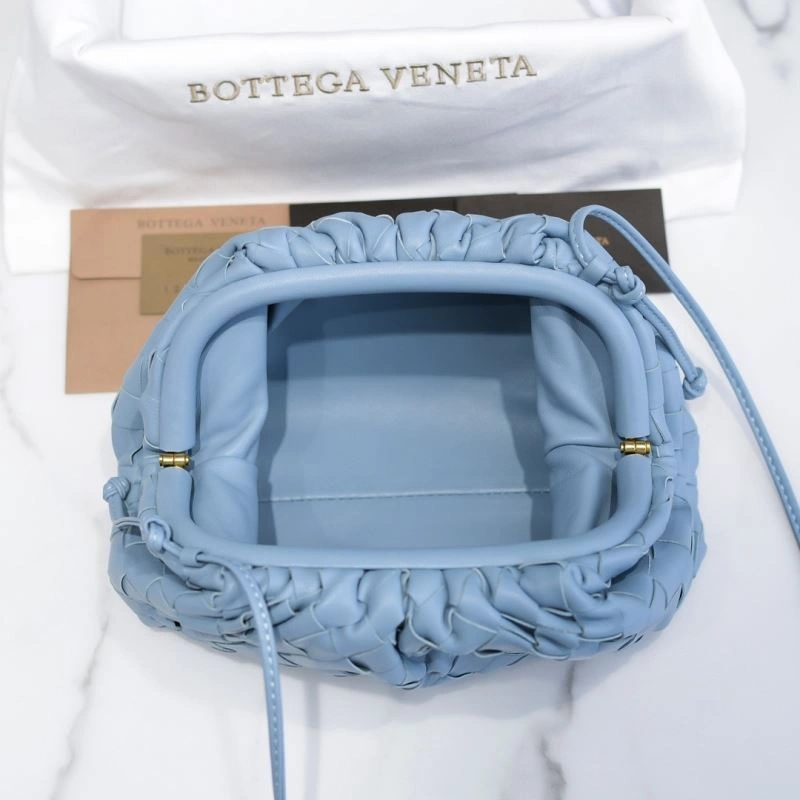 Sophisticated Bottega Veneta Pouch Clutch Bags 68138