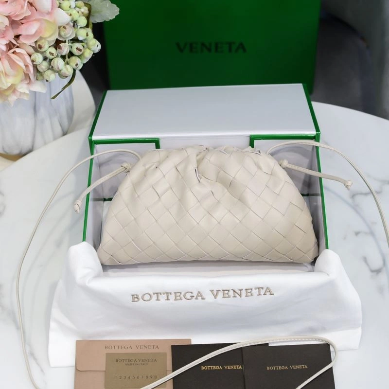 Popular Bottega Veneta Pouch Clutch Bags 68135