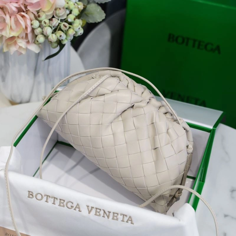 Popular Bottega Veneta Pouch Clutch Bags 68135