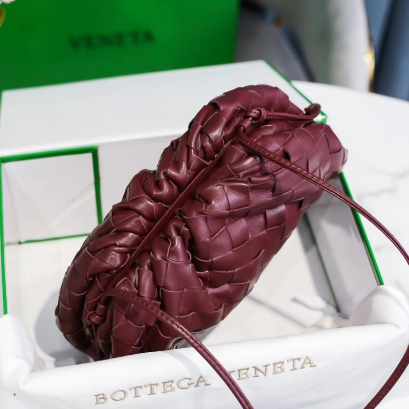 DailyWear Bottega Veneta Pouch Clutch Bags 68094