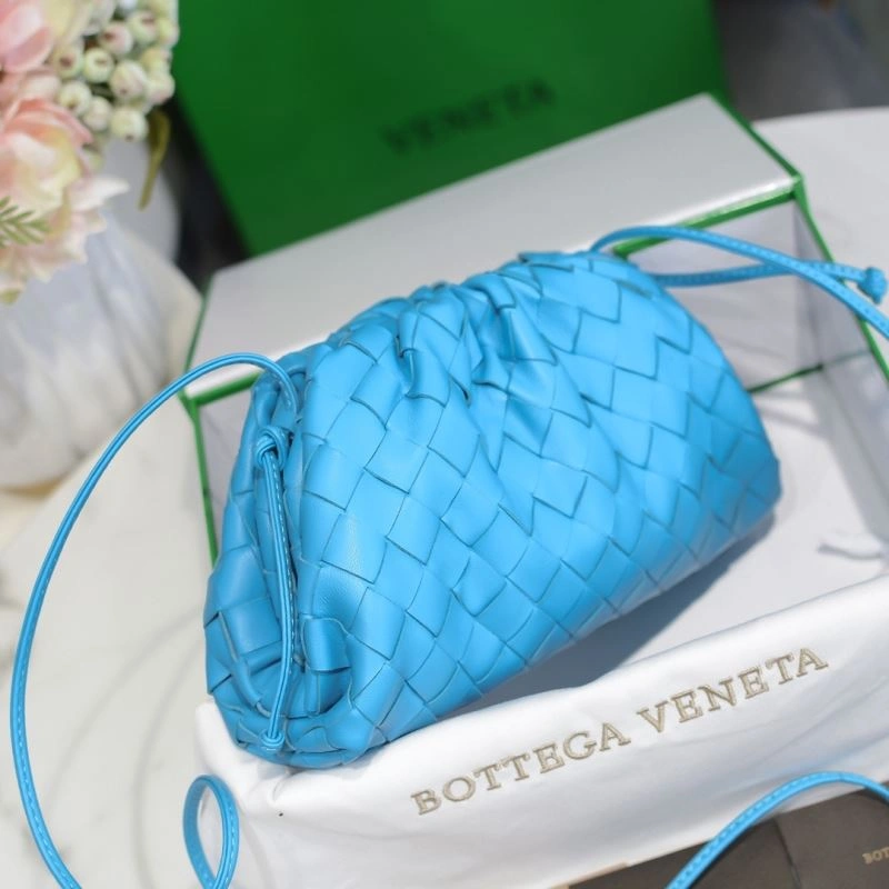 Bottega Veneta Pouch Clutch Bags Breathable 68098