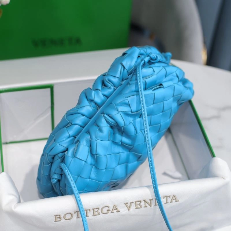 Bottega Veneta Pouch Clutch Bags Breathable 68098