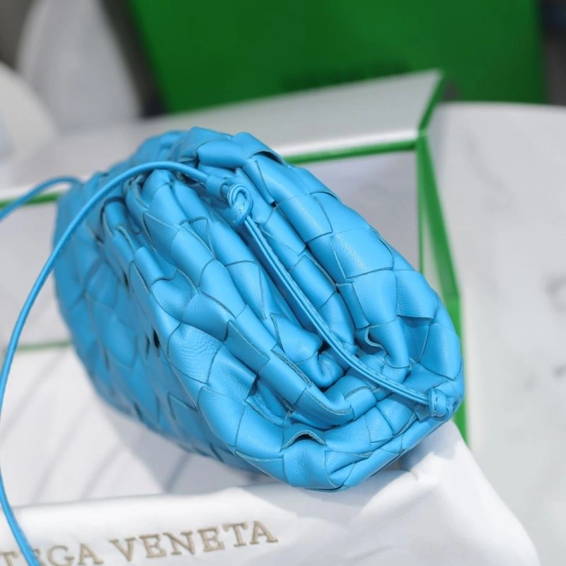 Bottega Veneta Pouch Clutch Bags Breathable 68098