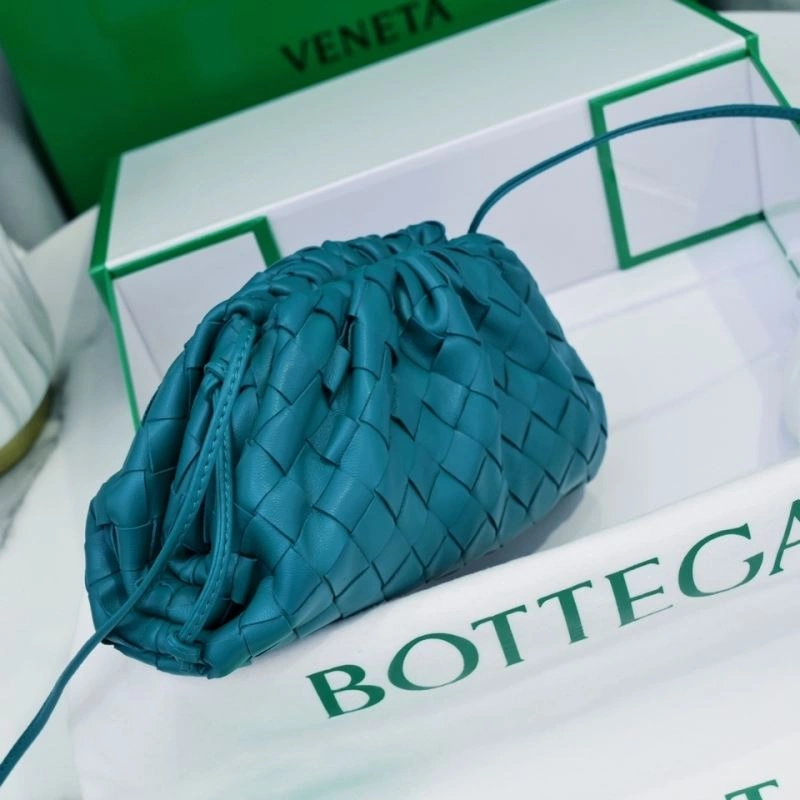Bottega Veneta Pouch Clutch Bags Breathable 68088