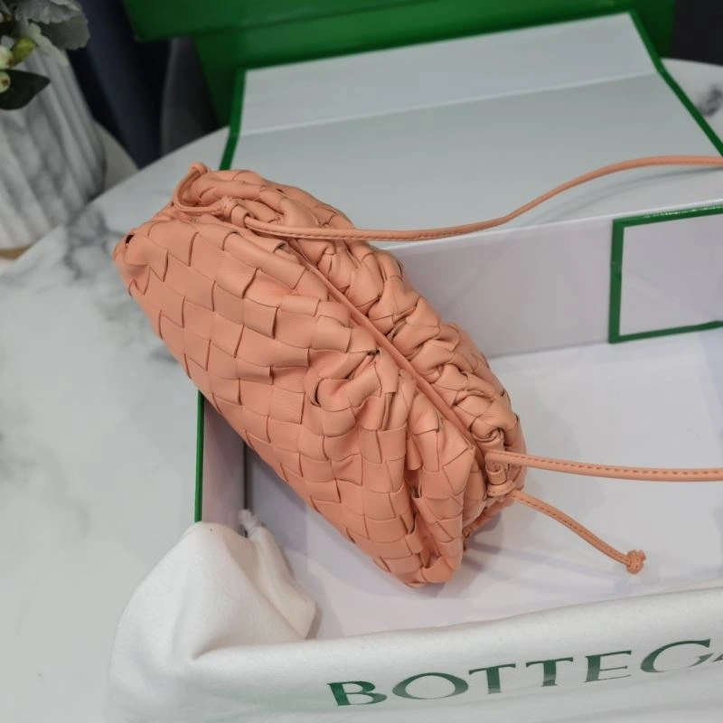Effortless Bottega Veneta Pouch Clutch Bags 68082