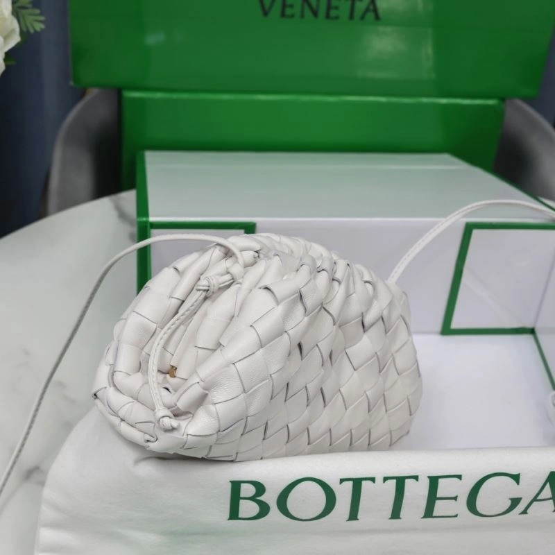 Bottega Veneta Pouch Clutch Bags Affordable 68083