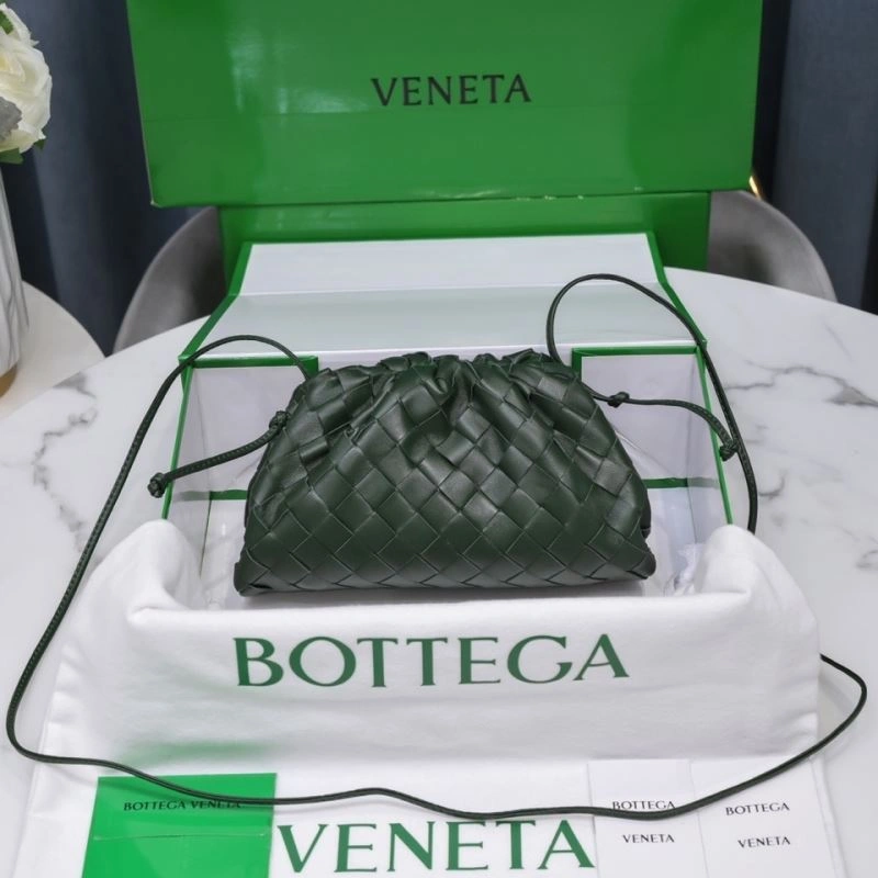Attractive Bottega Veneta Pouch Clutch Bags 68076