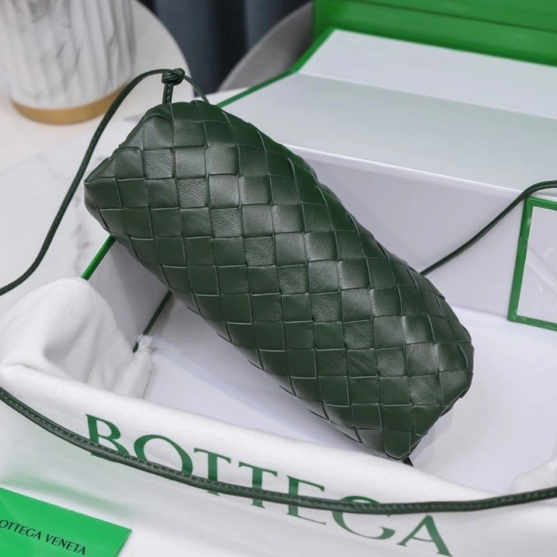 Attractive Bottega Veneta Pouch Clutch Bags 68076