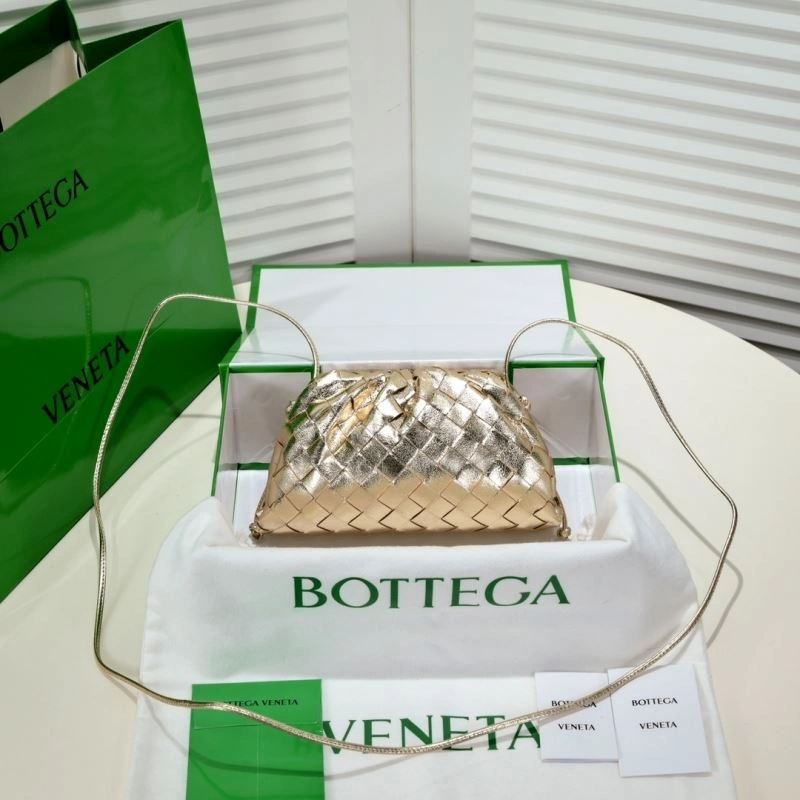Bottega Veneta Pouch Clutch Bags Effortless 68115
