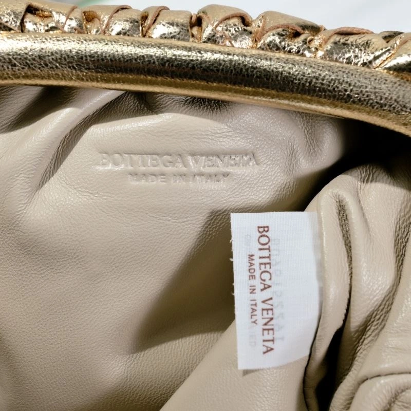 Bottega Veneta Pouch Clutch Bags Effortless 68115