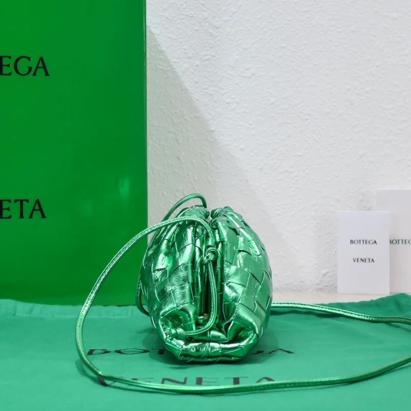 Seasonal Bottega Veneta Pouch Clutch Bags 68067