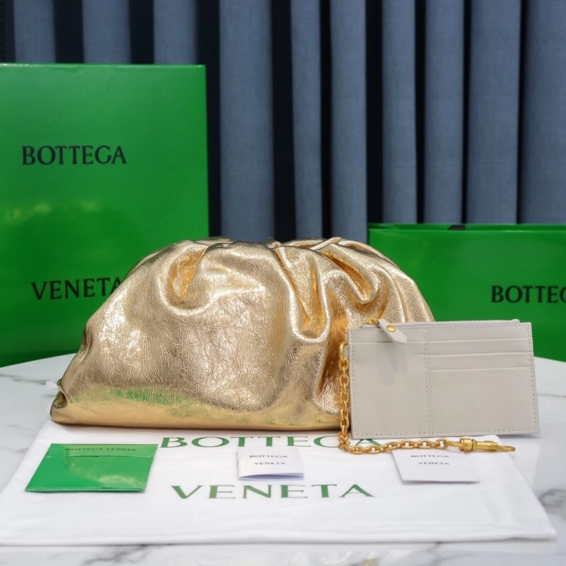 Bottega Veneta Pouch Clutch Bags ModernLook 68060