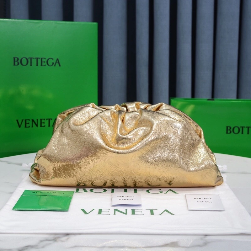 Bottega Veneta Pouch Clutch Bags ModernLook 68060