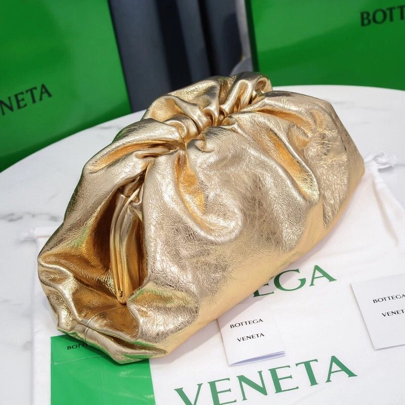 Bottega Veneta Pouch Clutch Bags ModernLook 68060
