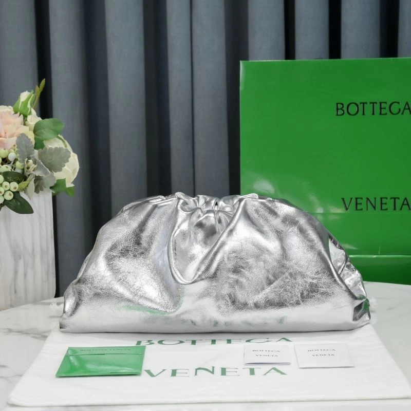 Bottega Veneta Pouch Clutch Bags Refined 68056