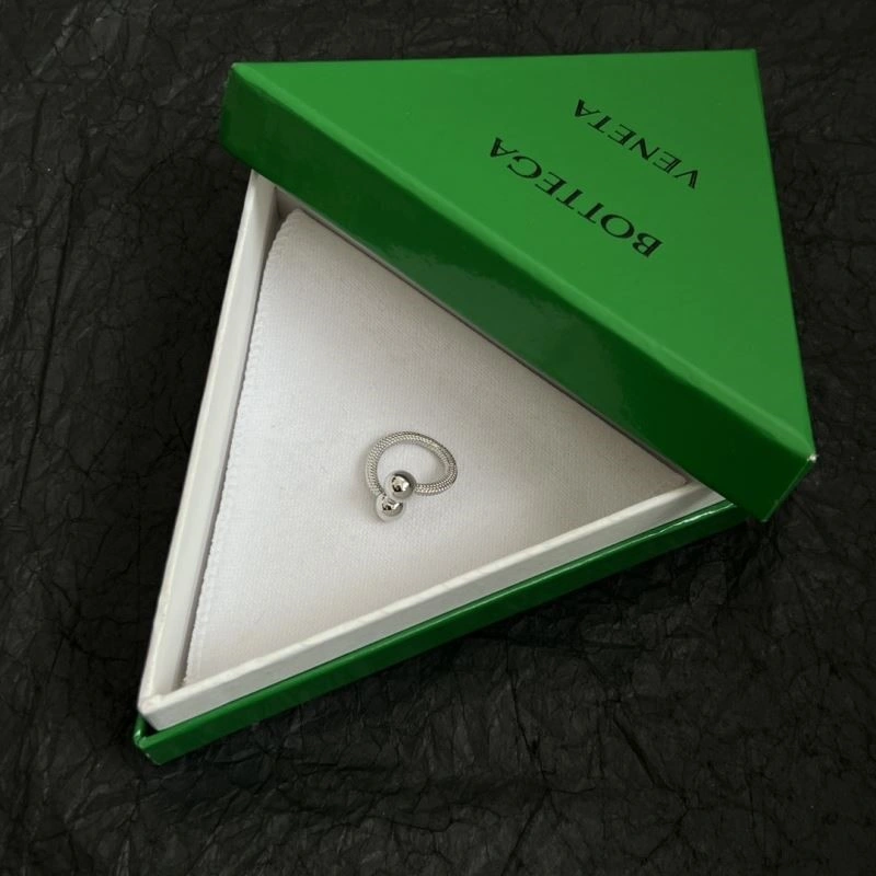 Effortless Bottega Veneta Rings 209436