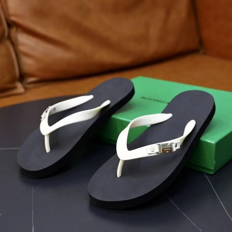 Bottega Veneta Sandals Fashionable 5053