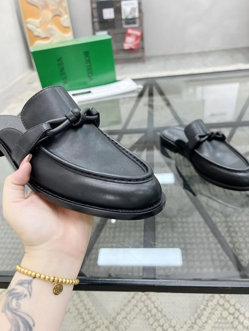 UrbanChic Bottega Veneta Sandals 5040