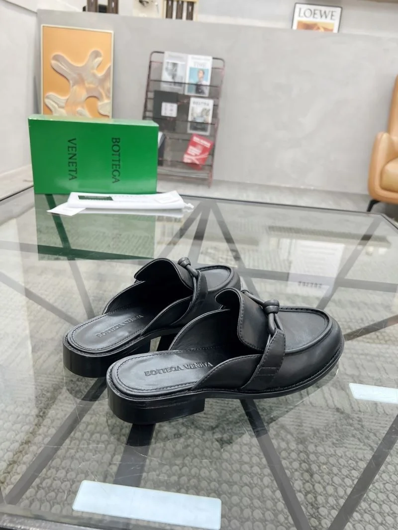 UrbanChic Bottega Veneta Sandals 5040