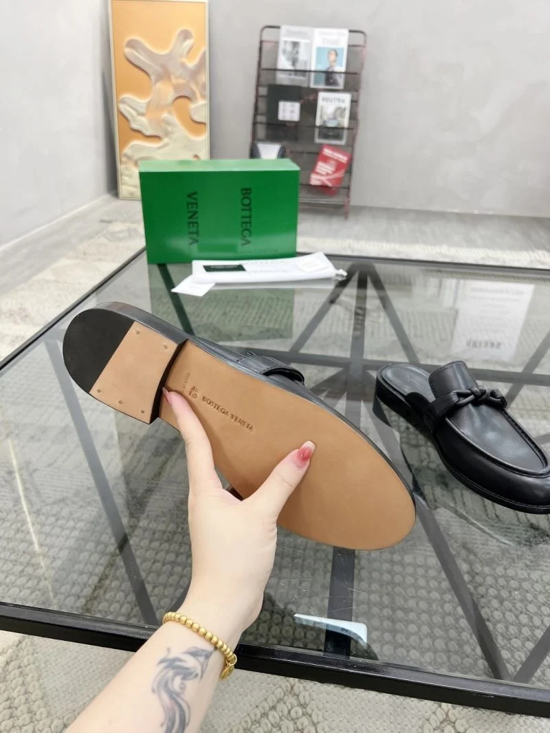 UrbanChic Bottega Veneta Sandals 5040