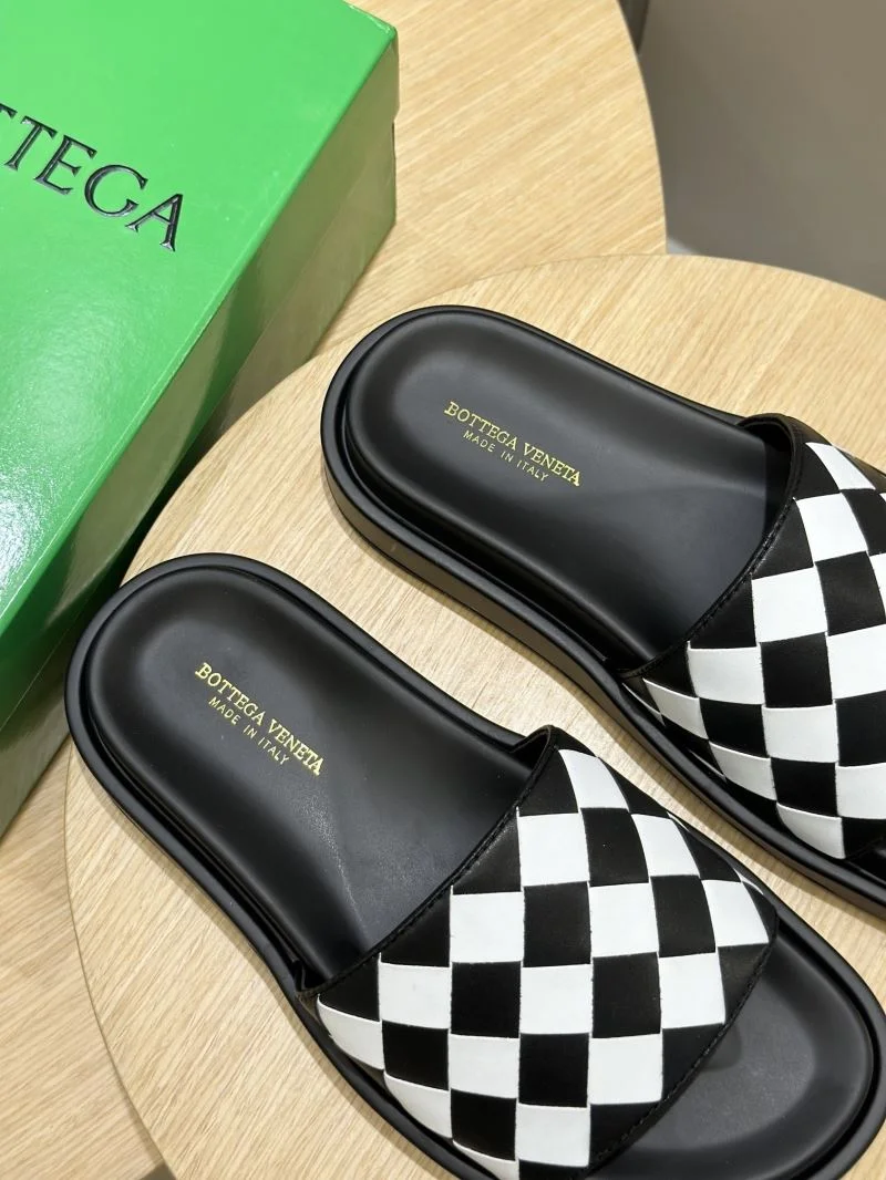 GoAnywhere Bottega Veneta Sandals 5058
