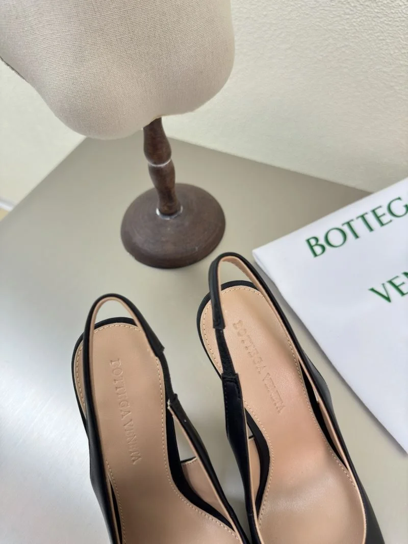 Refined Bottega Veneta Sandals 12932