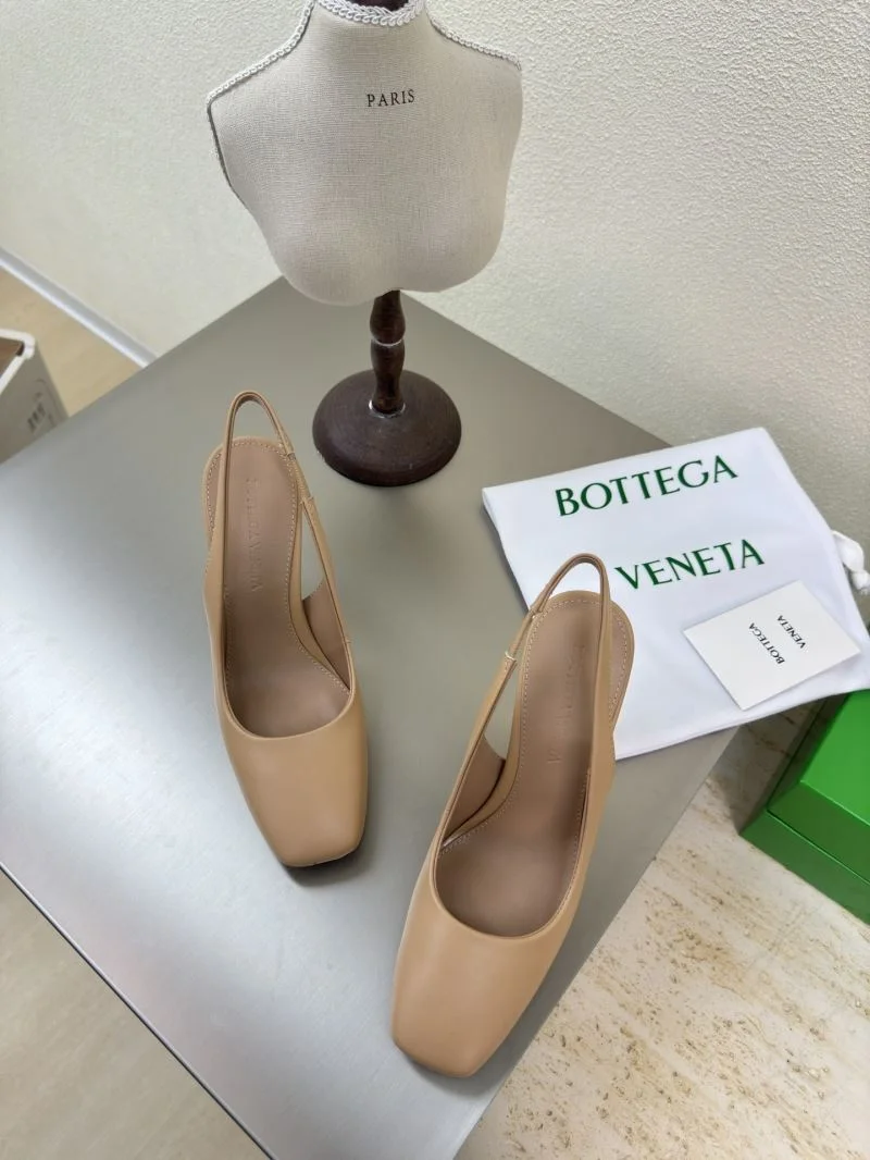 Bottega Veneta Sandals FashionForward 12938