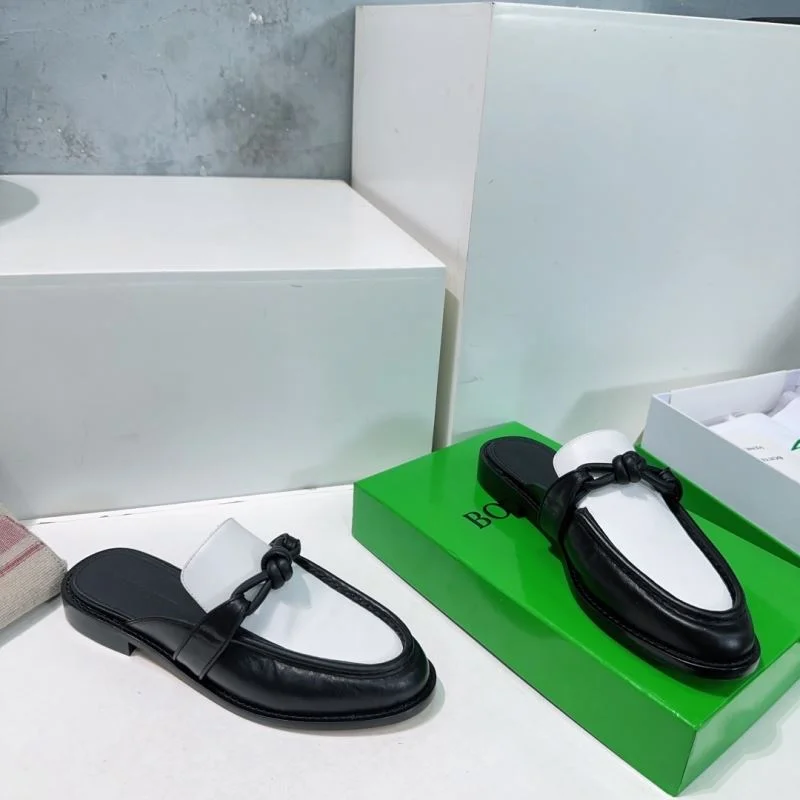 SunProtective Bottega Veneta Sandals 12925