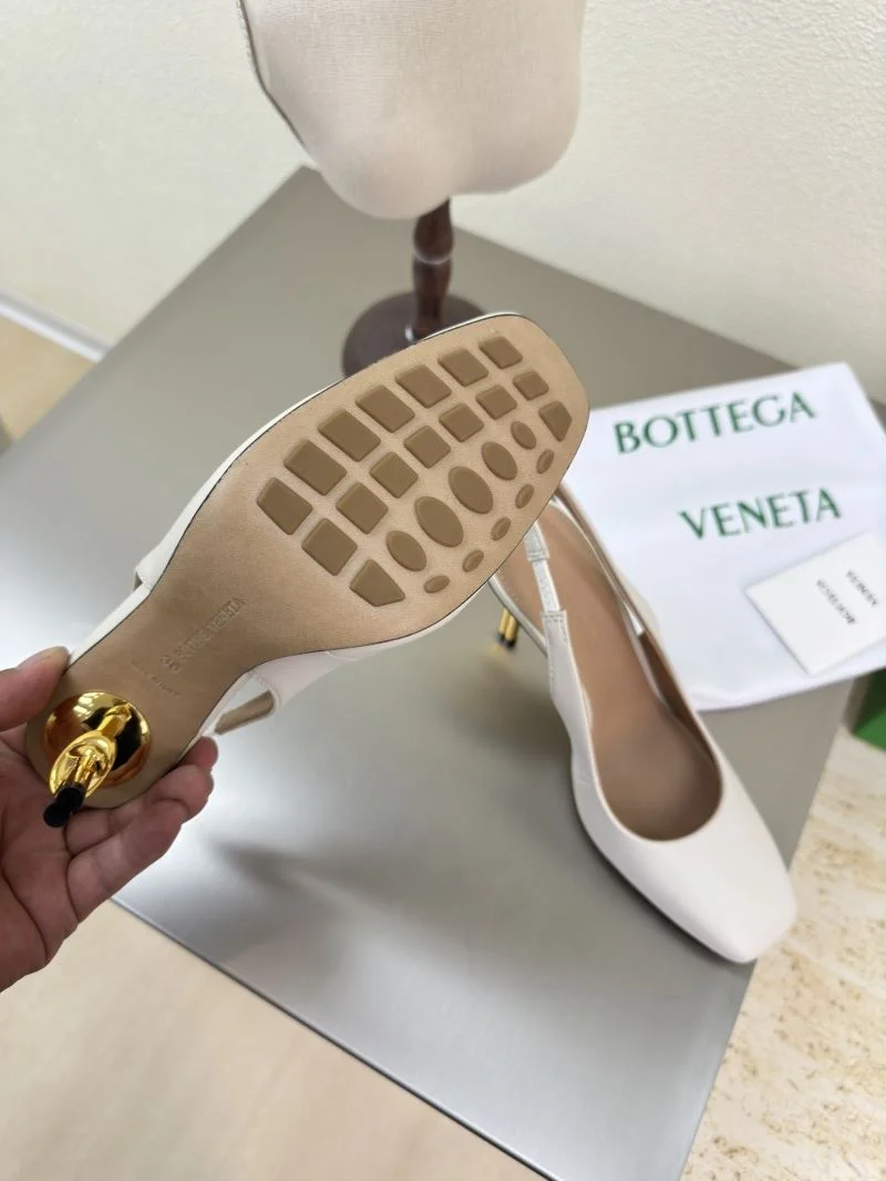 Bottega Veneta Sandals Breathable 12912