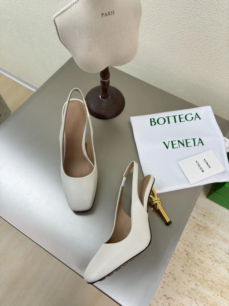 Bottega Veneta Sandals Breathable 12912