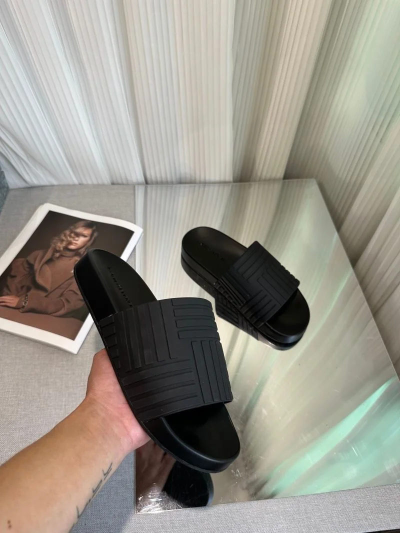 Unisex Bottega Veneta Sandals 10452