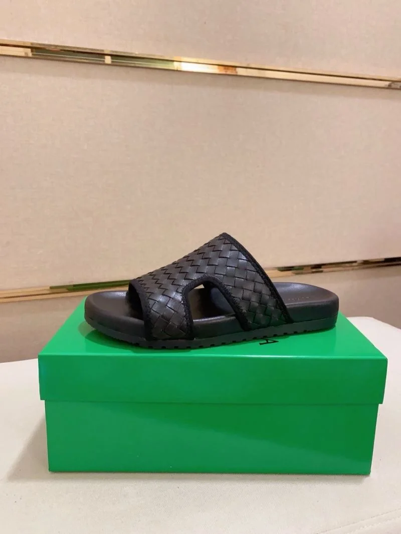 Sporty Bottega Veneta Sandals 14646