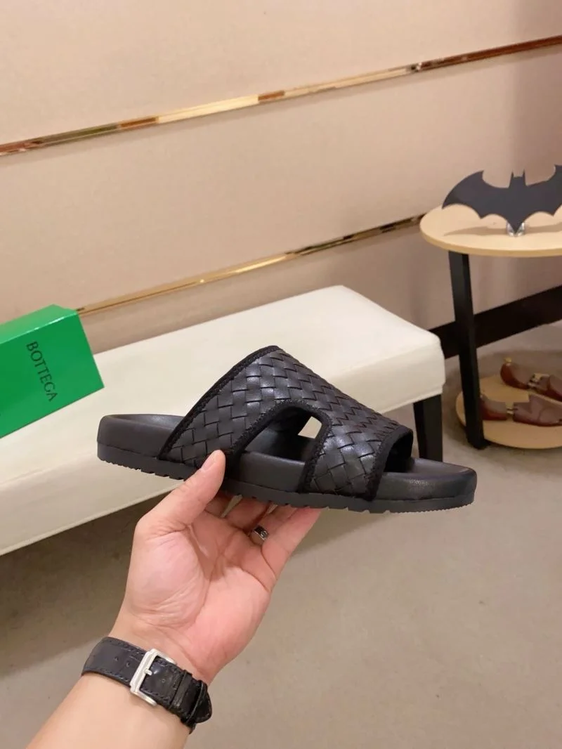 Sporty Bottega Veneta Sandals 14646