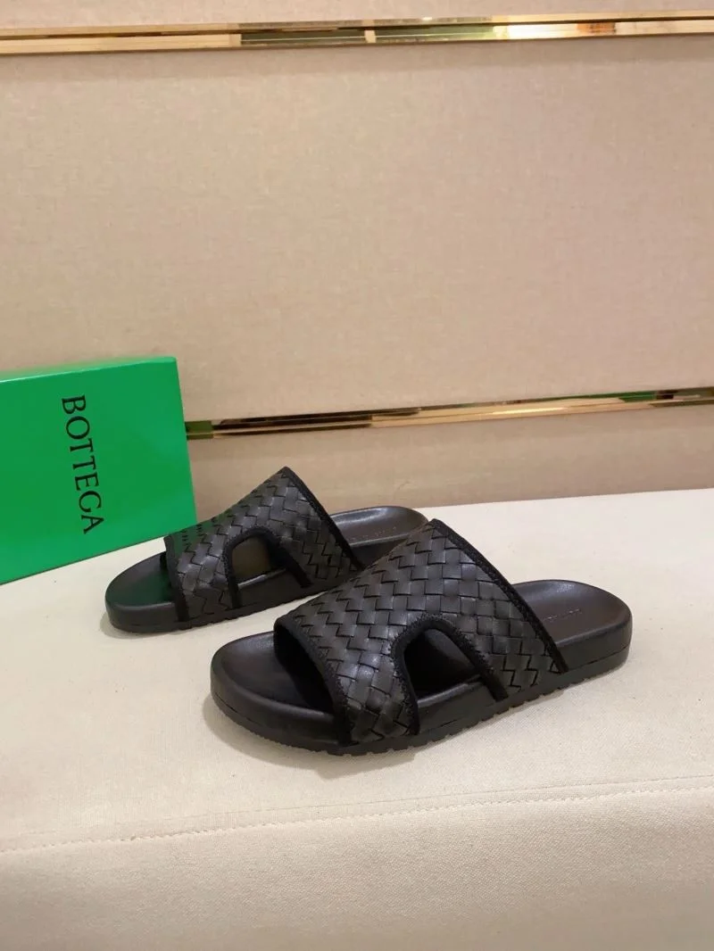 Sporty Bottega Veneta Sandals 14646